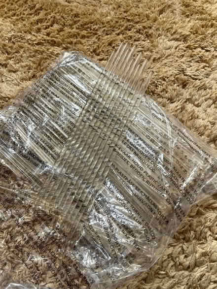 Photo of free Large oval light fitting. SW2 2LP (SW2) #3