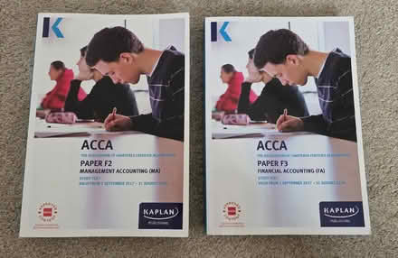 Photo of free ACCA F2 and F3 book from 2018 (Aston S26) #1