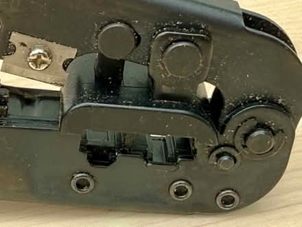 Photo of free RJ45 crimping tool (Beaconsfield HP9) #3