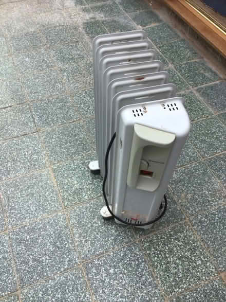 Photo of free Electric radiator (Garden City OX5) #2