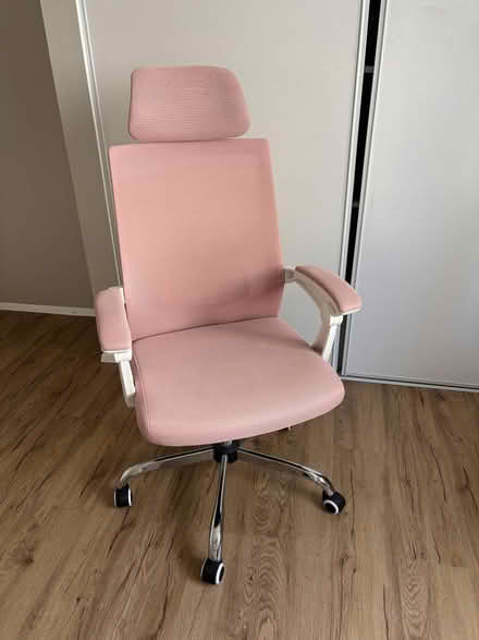 Photo of free Office Rolling Chair, pink (U-District) #1