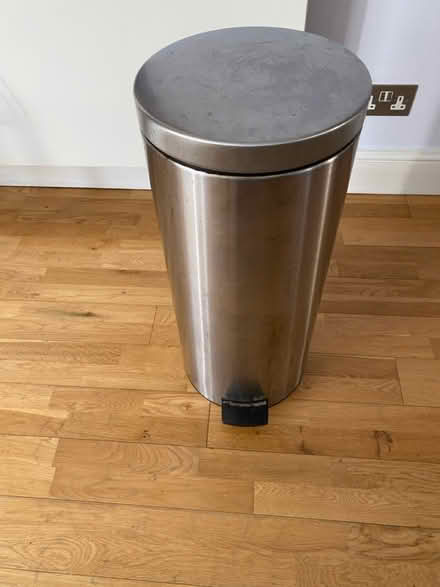 Photo of free Kitchen bin (Chiswick W4) #1
