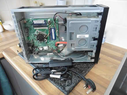 Photo of free Acer PC Tower For Repairs. (Bedford Centre MK40) #2