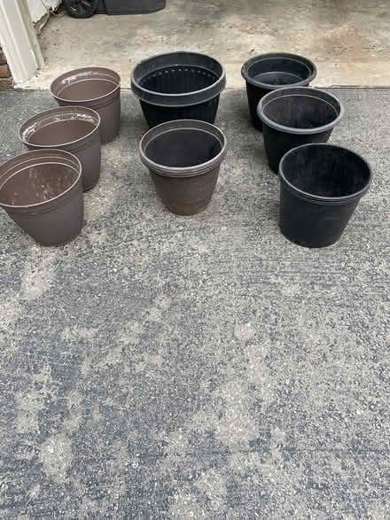 Photo of free Plastic pots (Clarkson L5J 2X6) #1