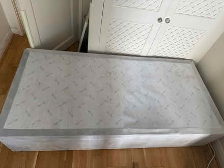 Photo of free Bed divan (Sloane Square SW1X) #1