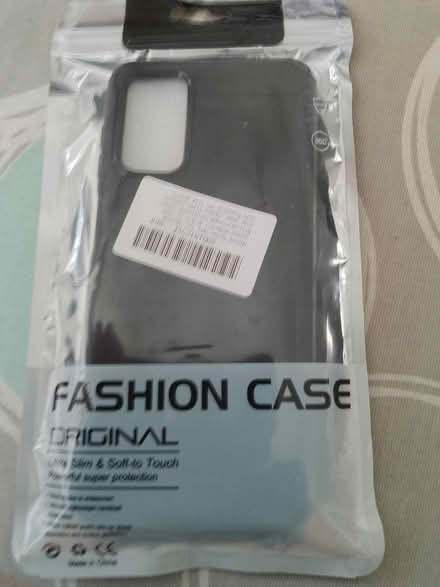 Photo of free Phone case (Isleworth TW7 Near Rugby Gd) #2