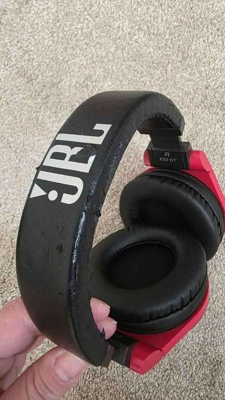 Photo of free JBL headphones (Aston S26) #1