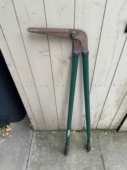 Photo of free Lawn edger (Bow, E3) #1