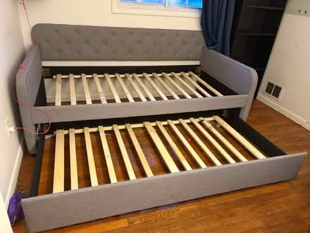 Photo of free Twin daybed with trundle (Odenton Kings Heights) #1