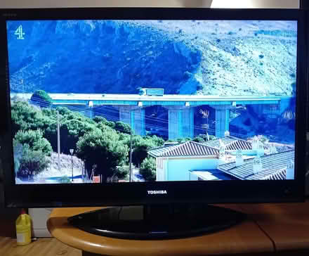 Photo of free Toshiba 42 inch TV with Remote (Waterloo L22) #3