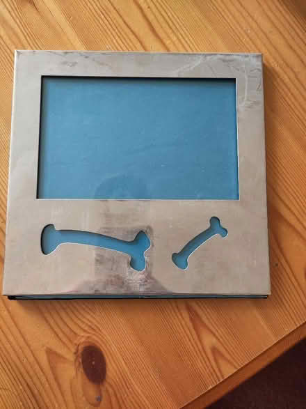 Photo of free Dog bones photo frame (Milton PO4) #1