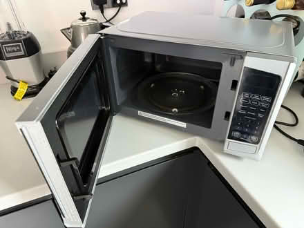 Photo of free Logik Microwave (Caldy Valley CH3) #2