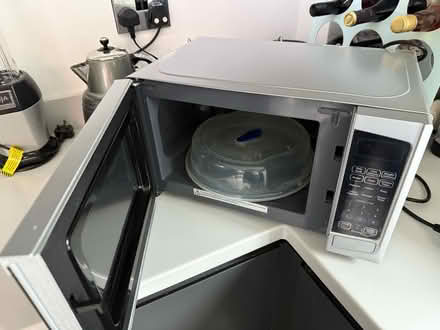 Photo of free Logik Microwave (Caldy Valley CH3) #3