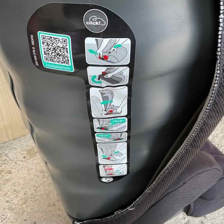 Photo of free Britax car seat (New Barnet EN4) #2