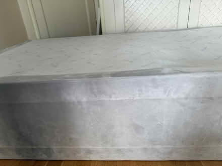 Photo of free Bed divan (Sloane Square SW1X) #3