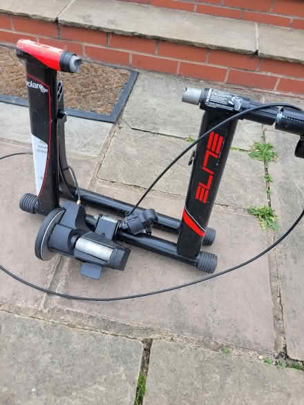 Photo of free Turbo trainer for a road bike (ST7 4L, Mow Cop) #2