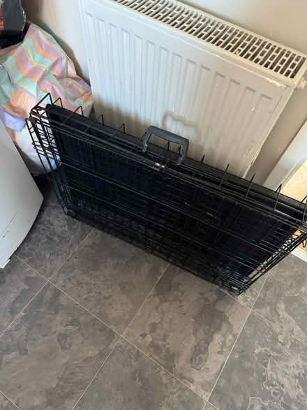 Photo of free Medium dog cage (Lowestoft near train station) #1