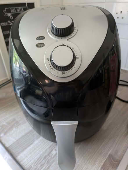 Photo of free Air fryer (Malvern WR14) #1