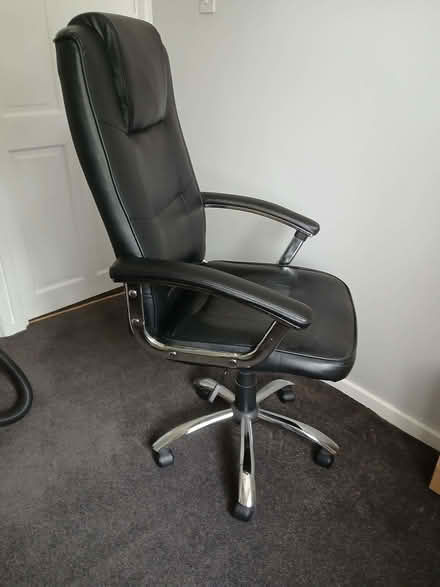 Photo of free Swivel office/computer chair faux black leather (Roseworth TS19) #2