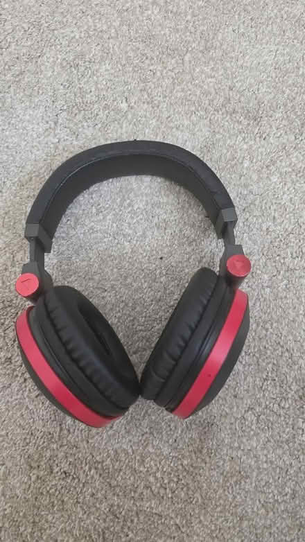 Photo of free JBL headphones (Aston S26) #3