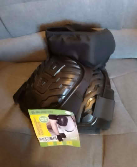 Photo of free gardening knee pads (Hanwood SY5) #1