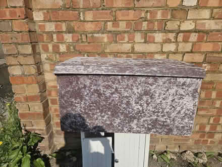 Photo of free Ottoman (Welling DA15) #1