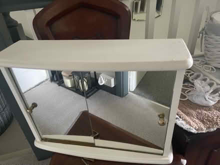 Photo of free Small mirrored bathroom cabinet (Oxford-Freegle CGA OX4) #1