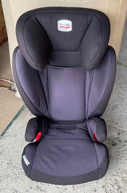 Photo of free Britax car seat (New Barnet EN4) #3