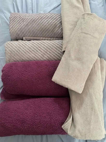Photo of free Selection bath sheets (Seven Dials BN3) #1