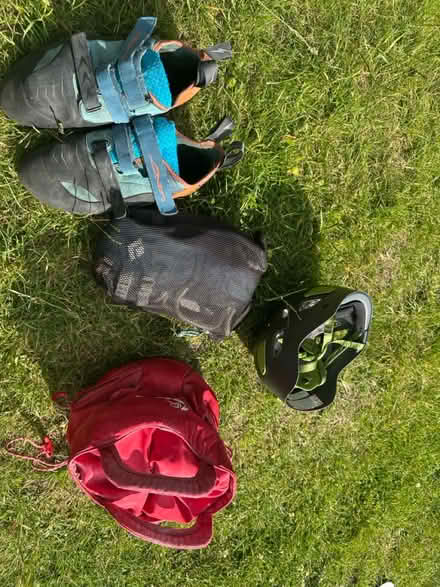 Photo of free rock climbing bouldering gear (Hollingbury, BN1) #1