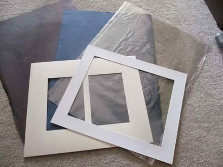 Photo of free For art/photography presentation? (Innsworth GL3) #1