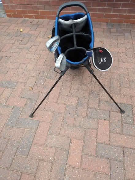 Photo of free Golf bag including a few clubs (Chestnut close Wr3) #2