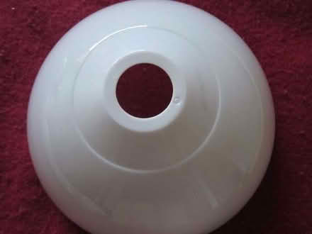 Photo of free 1 x plastic opaque white lightshade (Canonbury N1) #2