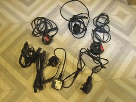 Photo of free 2 Pin UK Mains Power Lead (North Sheen TW9) #1