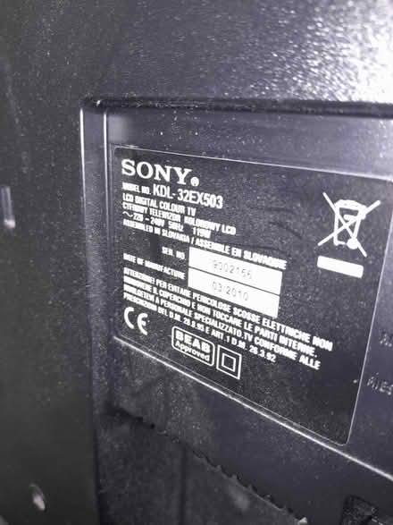 Photo of free Sony bravia 32" TV not a smart TV (Welwyn Garden city AL7) #3