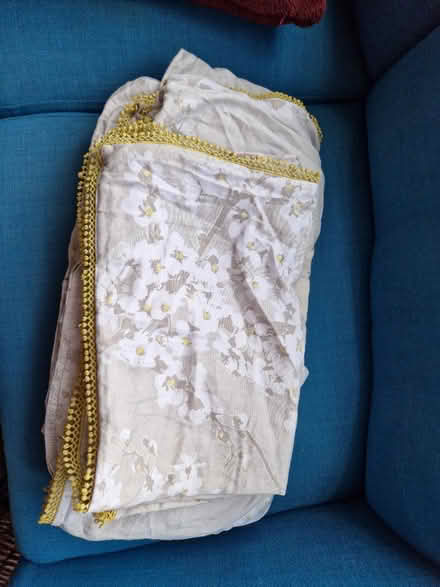 Photo of free Kingsize duvet cover & pillow cases (Bear Flat) #1