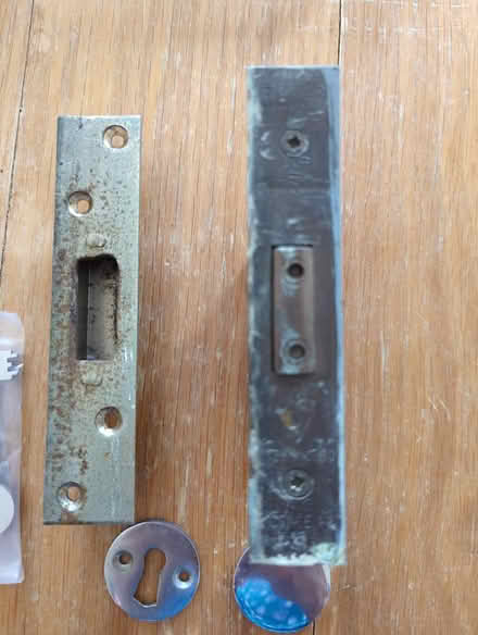 Photo of free 5 lever deadlock (SG5) #2