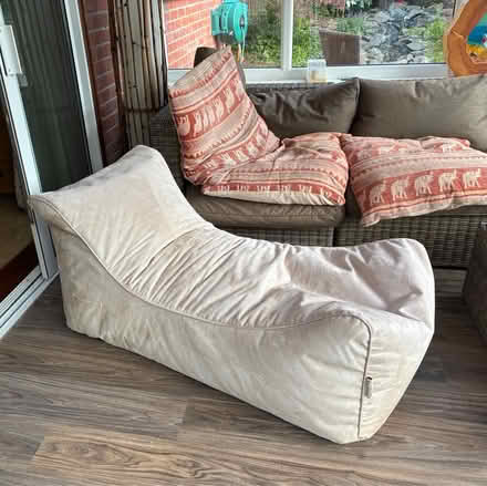 Photo of free Faux suede bean bag chair (Kempshott Rise) #1