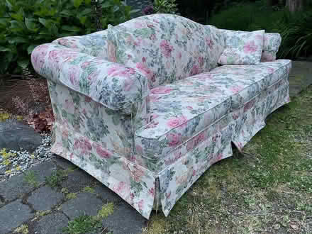 Photo of free Flexsteel Couch in Good Condition (Quartermaster Heights, Vashon) #2