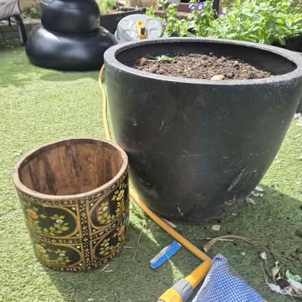 Photo of free Plant pots (Woking) #3