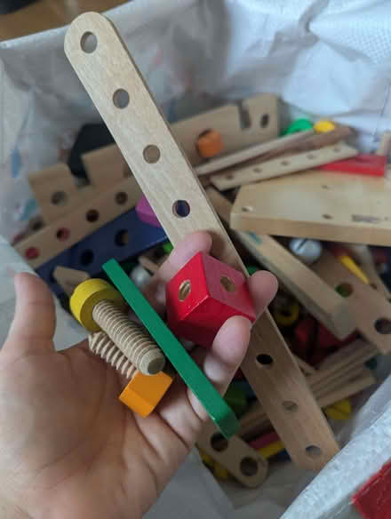 Photo of free wooden construction DIY set for kids (Twickenham TW1) #3
