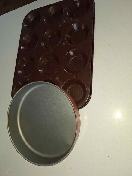 Photo of free Sponge tin and fairy cake tin (Malvern Link WR14) #1