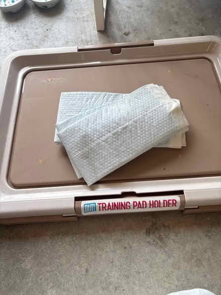 Photo of free Dog gates, crate , bowls (81st and 129th) #4