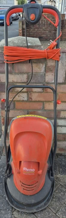 Photo of free Flymo Hover Vac 270 - Not working (Feltham TW13) #1