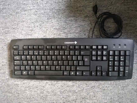 Photo of free UK keyboard with USB connection (Cam GL11) #1