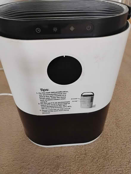 Photo of free Dehumidifier (2.3 litres) fully functioning (Abingdon OX14) #4
