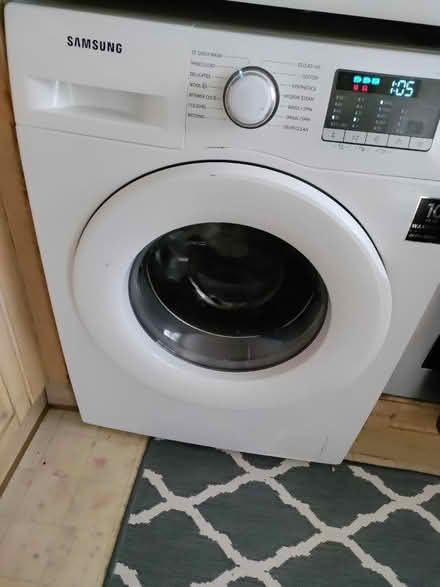 Photo of free Washing machine (Battersea SW11) #1