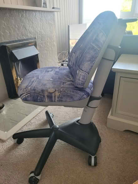 Photo of free PC chair (Harpenden batfor) #1