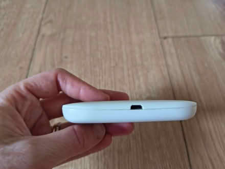 Photo of free Vodafone wifi r207 (Dean Court OX2) #3