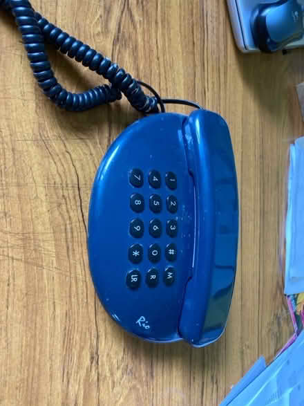 Photo of free Digital telephone (Simonstone BB12) #1